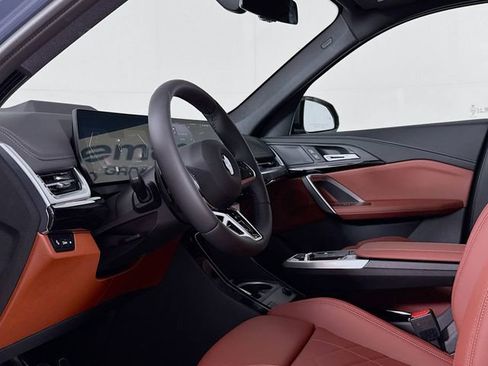 New 2026 BMW X1 xDrive28i w/ Technology Package image 9