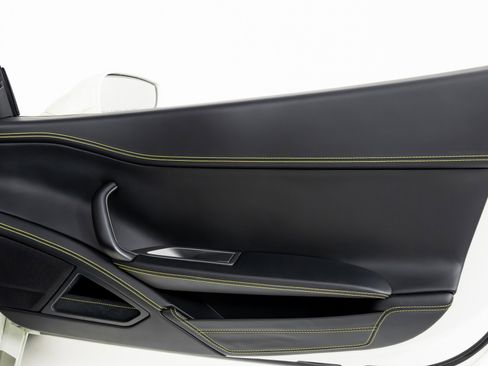 Used 2015 Ferrari 458 Spider image 40