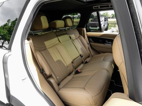 New 2026 Land Rover Range Rover SE AWD/4WD image 45