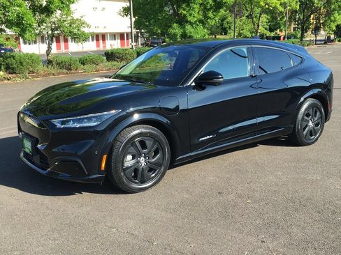 Used 2021 Ford Mustang Mach-E California Route 1 RWD image 12
