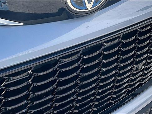 Used 2024 Toyota Sienna XSE image 32