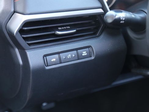 Used 2022 Nissan Altima 2.0 SR image 26