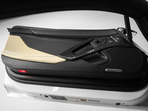 Used 2014 Lamborghini Aventador LP 700-4 image 85