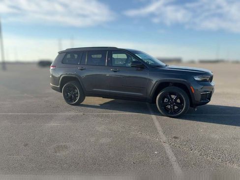 New 2025 Jeep Grand Cherokee L Limited image 15