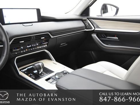 Certified 2024 MAZDA CX-90 Plug-In Hybrid w/ Premium Pkg image 24