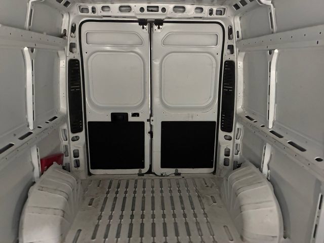 Used 2024 RAM ProMaster 2500 w/ Convenience Group FWD image 19