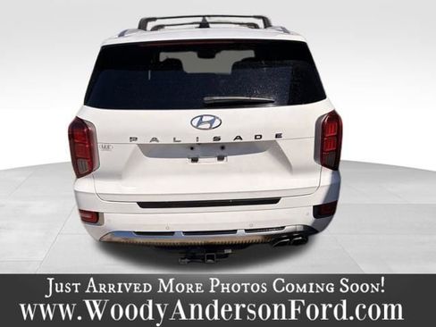 Used 2022 Hyundai Palisade Calligraphy w/ Winter Package FWD image 5