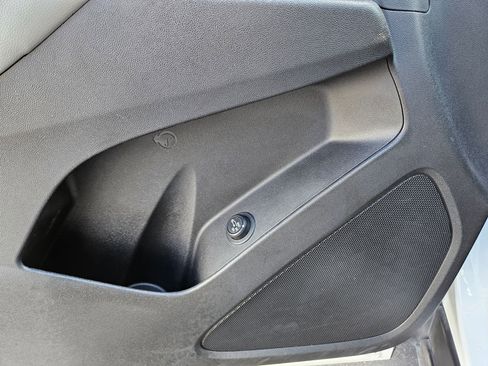 Used 2022 Chevrolet Equinox LT image 16