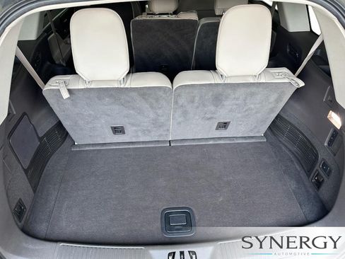 Used 2020 Lincoln Aviator 2WD image 8