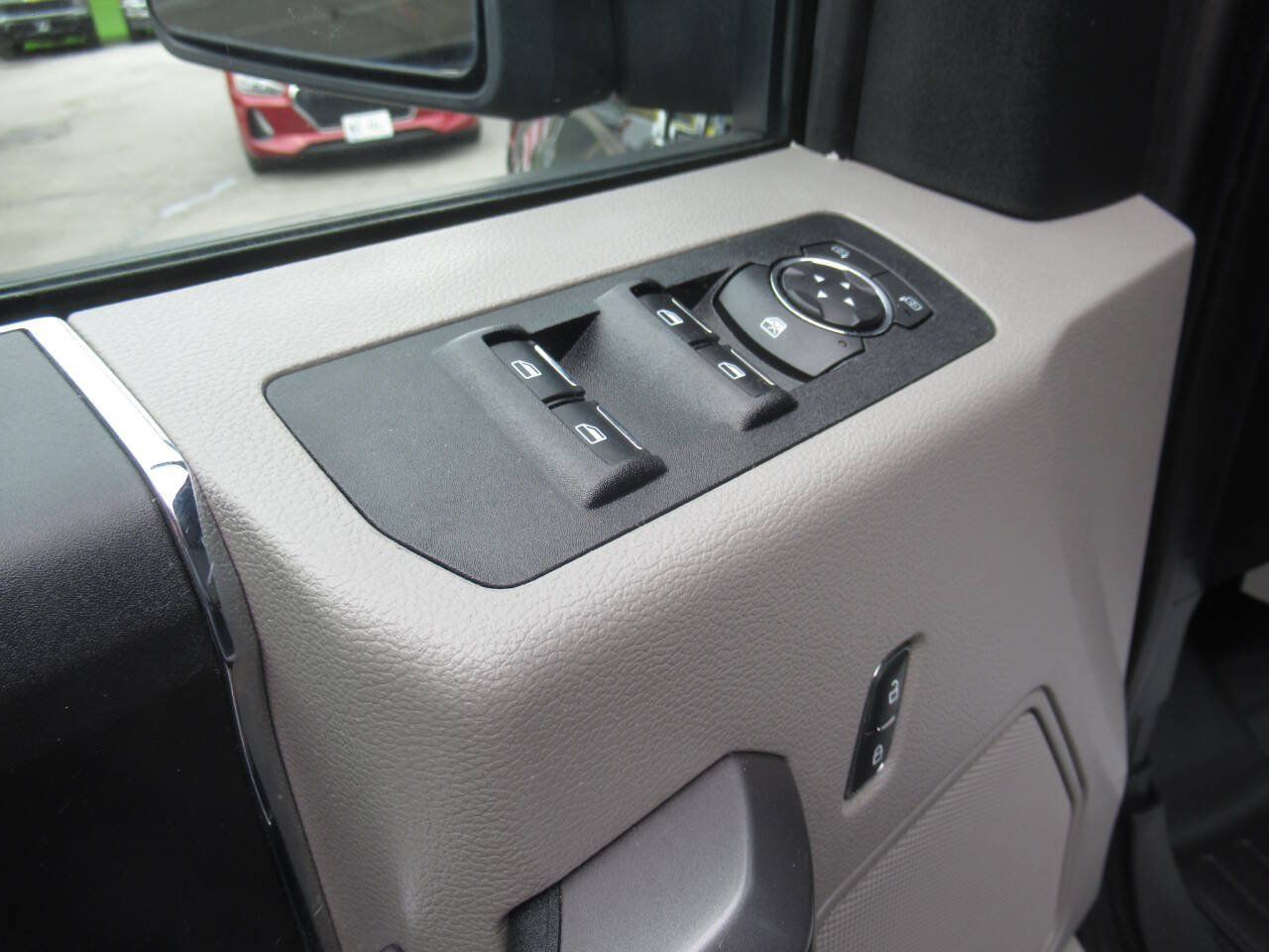Used 2019 Ford F150 XLT AWD/4WD image 15