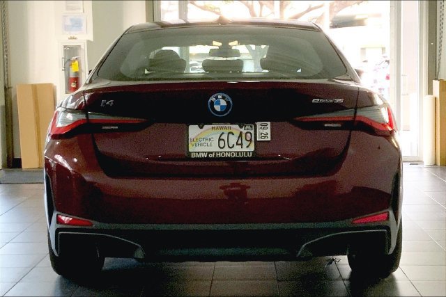Used 2023 BMW i4 eDrive35 RWD image 4