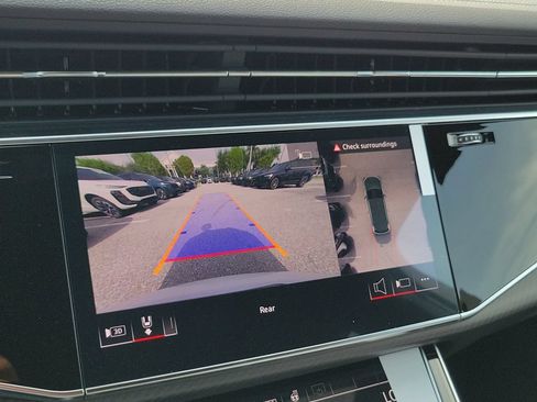 New 2026 Audi SQ7 Premium Plus AWD/4WD image 12