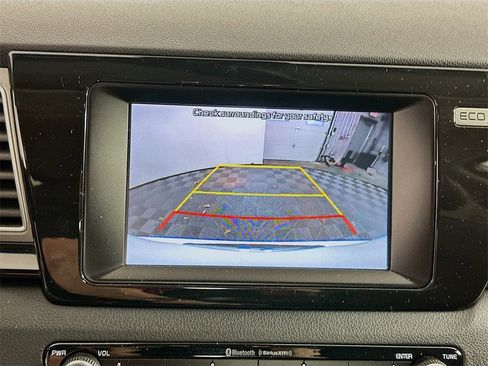 Used 2019 Kia Niro EX image 13
