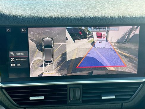 Used 2021 Porsche Cayenne S image 15