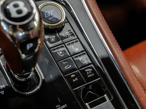 Used 2020 Bentley Continental GT AWD/4WD image 36