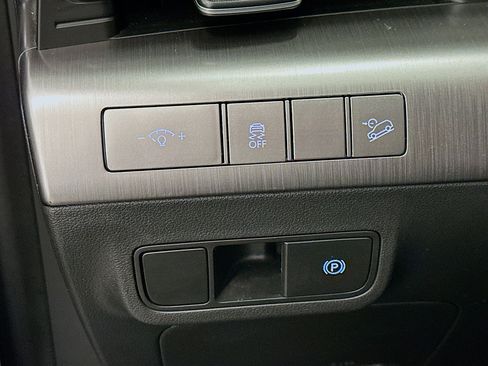 Used 2025 Hyundai Kona SEL image 17