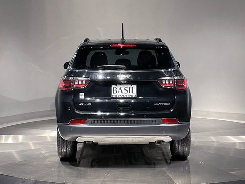 Used 2024 Jeep Compass Limited image 13