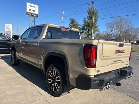 Used 2022 GMC Sierra 1500 AT4 w/ AT4 Preferred Package image 6