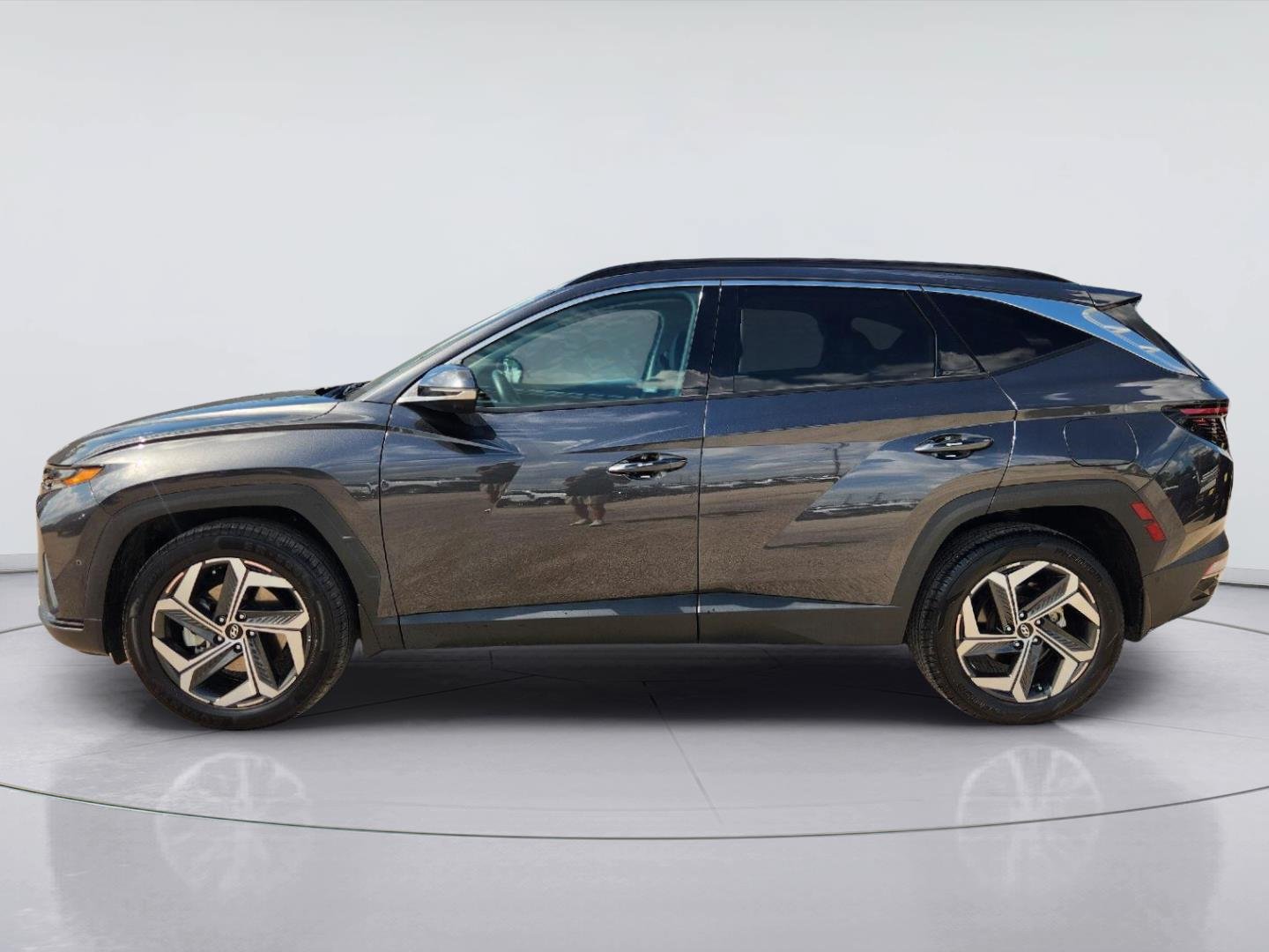 Used 2023 Hyundai Tucson Limited AWD/4WD image 4