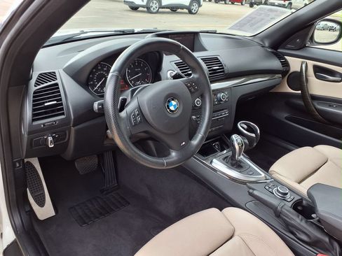 Used 2013 BMW 135i Convertible RWD image 22