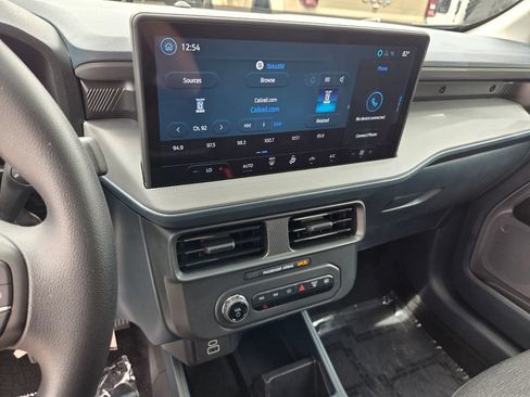 Used 2025 Ford Maverick XL w/ Equipment Group 102A AWD/4WD image 21