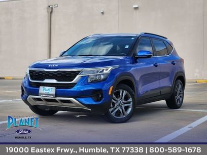 Used 2023 Kia Seltos S w/ Navigation Package