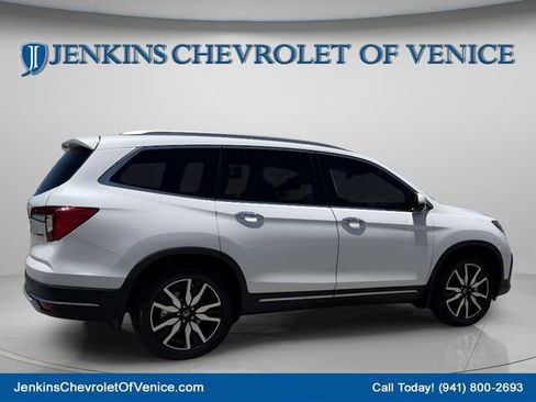 Used 2022 Honda Pilot Touring image 4