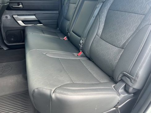Used 2025 Toyota Tundra SR5 w/ SR5 Premium Package AWD/4WD image 17