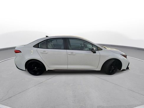 Certified 2022 Toyota Corolla SE w/ Carpet Mat Package (TMS) image 5