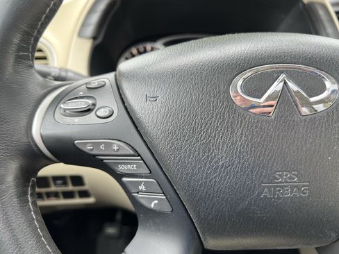 Used 2019 INFINITI QX60 Luxe w/ Sensory Package FWD image 19