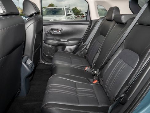 Used 2026 Honda HR-V EX-L image 8