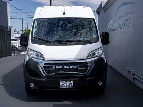 Used 2025 RAM ProMaster 2500 w/ Quick Order Package 22G SLT FWD image 10
