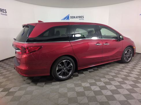 Certified 2024 Honda Odyssey Elite image 14