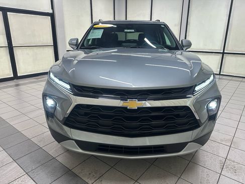 Used 2025 Chevrolet Blazer LT w/ Convenience Package FWD image 13