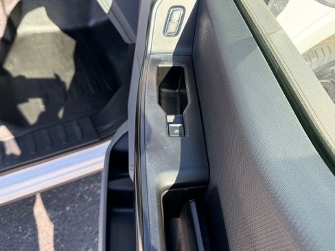 Used 2021 Ford F150 XL image 26