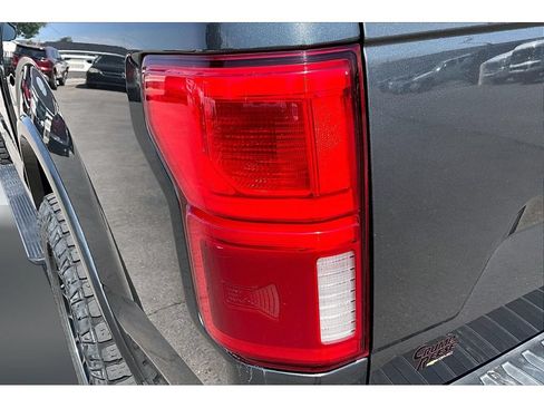 Used 2019 Ford F150 Lariat w/ Equipment Group 502A Luxury AWD/4WD image 24