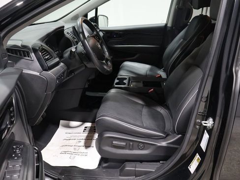 Used 2022 Honda Odyssey Elite image 12