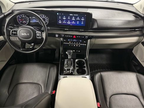 Used 2022 Kia Carnival SX image 16