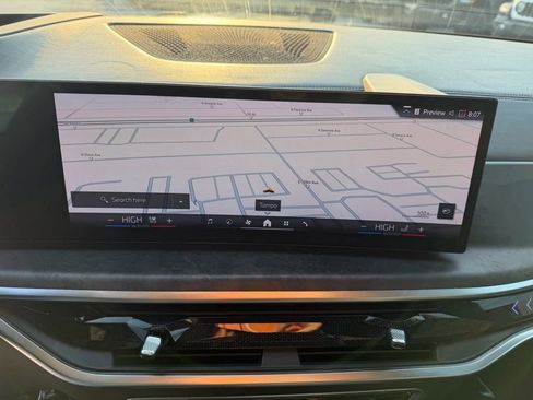 Used 2024 BMW X5 xDrive40i w/ Premium Package image 22