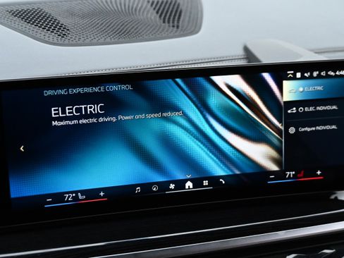 Certified 2024 BMW X5 xDrive50e w/ Executive Package image 35