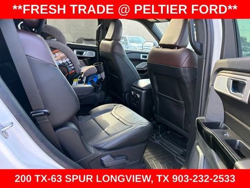 Used 2024 Ford Explorer Platinum w/ Technology Package AWD/4WD image 25