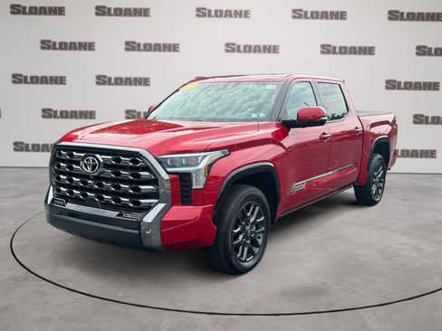 Used 2025 Toyota Tundra Platinum AWD/4WD image 1