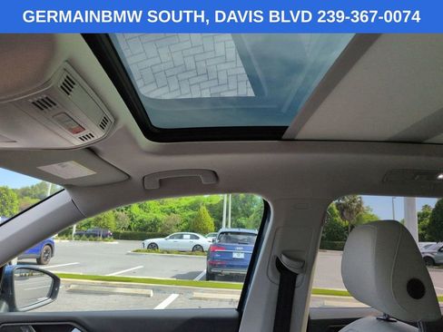 Used 2020 Volkswagen Tiguan SE w/ Panoramic Sunroof Package AWD/4WD image 22