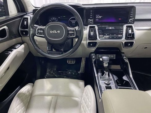 Used 2022 Kia Sorento SX FWD image 9