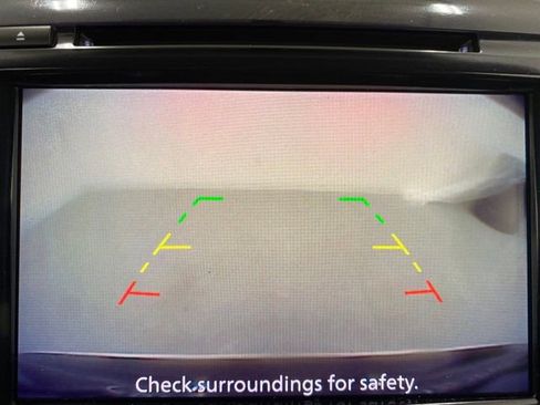 Used 2019 Nissan Murano S image 25