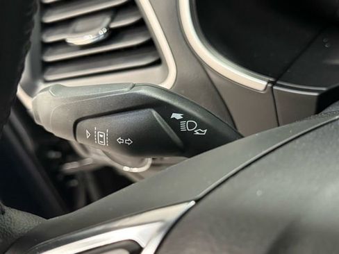 Certified 2020 Ford Edge SEL w/ Convenience Package image 21