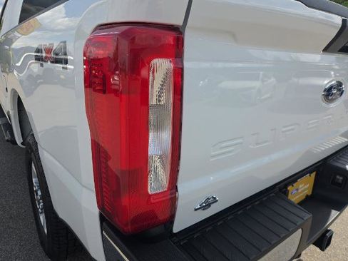 Certified 2025 Ford F250 XLT AWD/4WD image 8