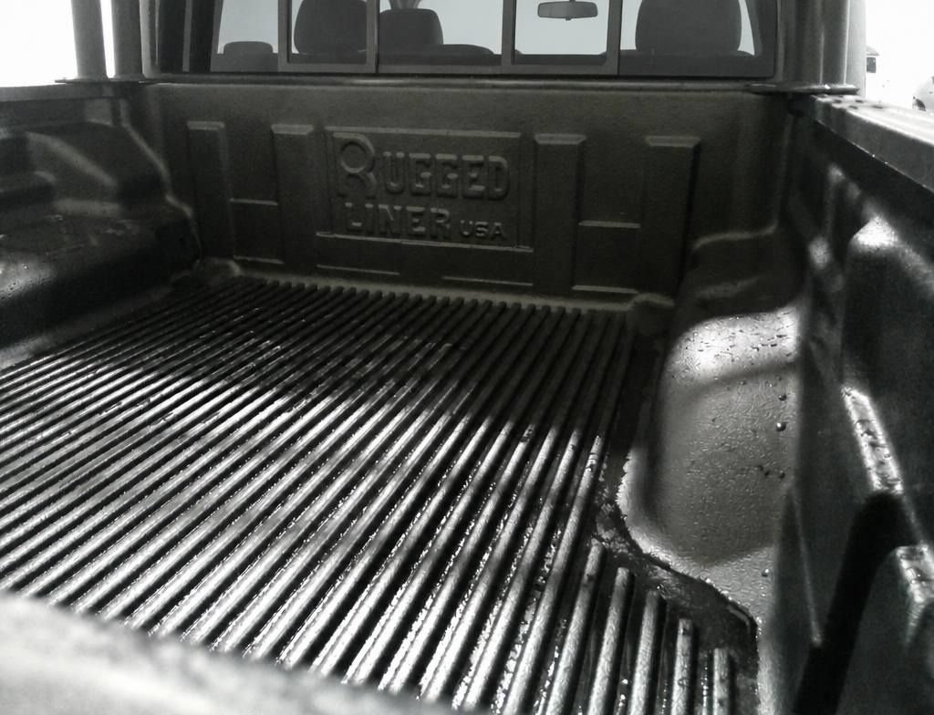 Used 2020 Jeep Gladiator Sport w/ Quick Order Package 24S AWD/4WD image 17