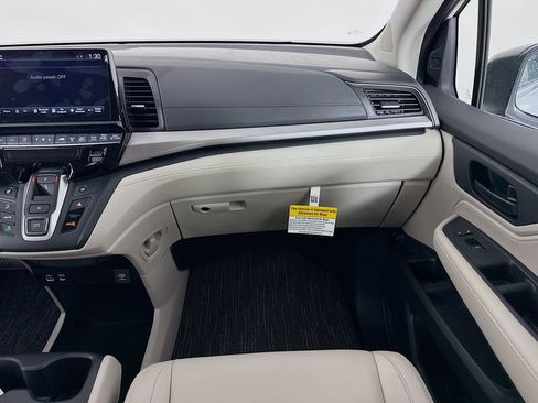 New 2026 Honda Odyssey EX-L image 24