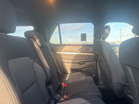 Used 2019 Ford Explorer XLT w/ Equipment Group 201A image 16